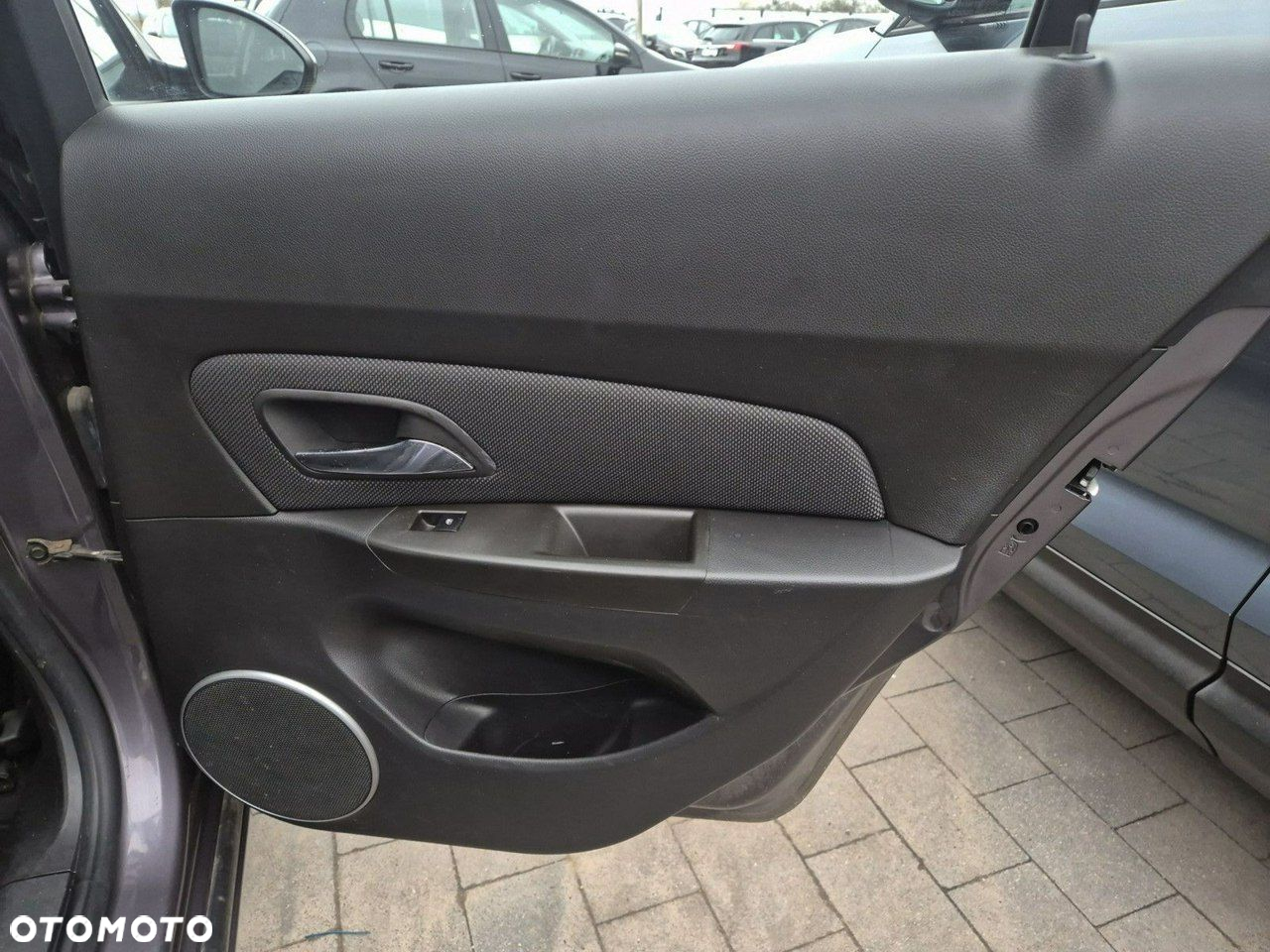 Chevrolet Cruze - 21