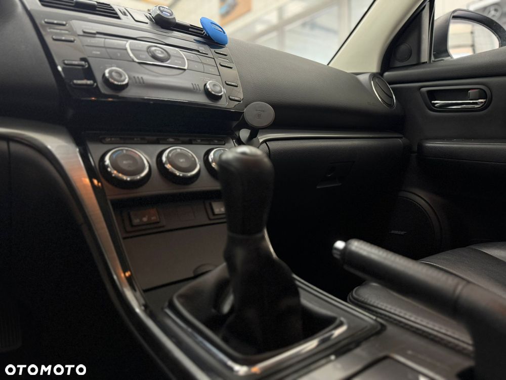 Mazda 6 2.2 CD Exclusive + - 13