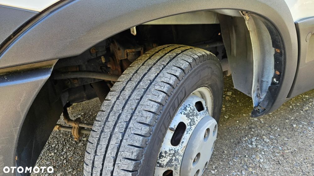 Iveco DAILY 40C15 35C L3H2 BLASZAK SREDNIAK HAK 3500 KG - 26