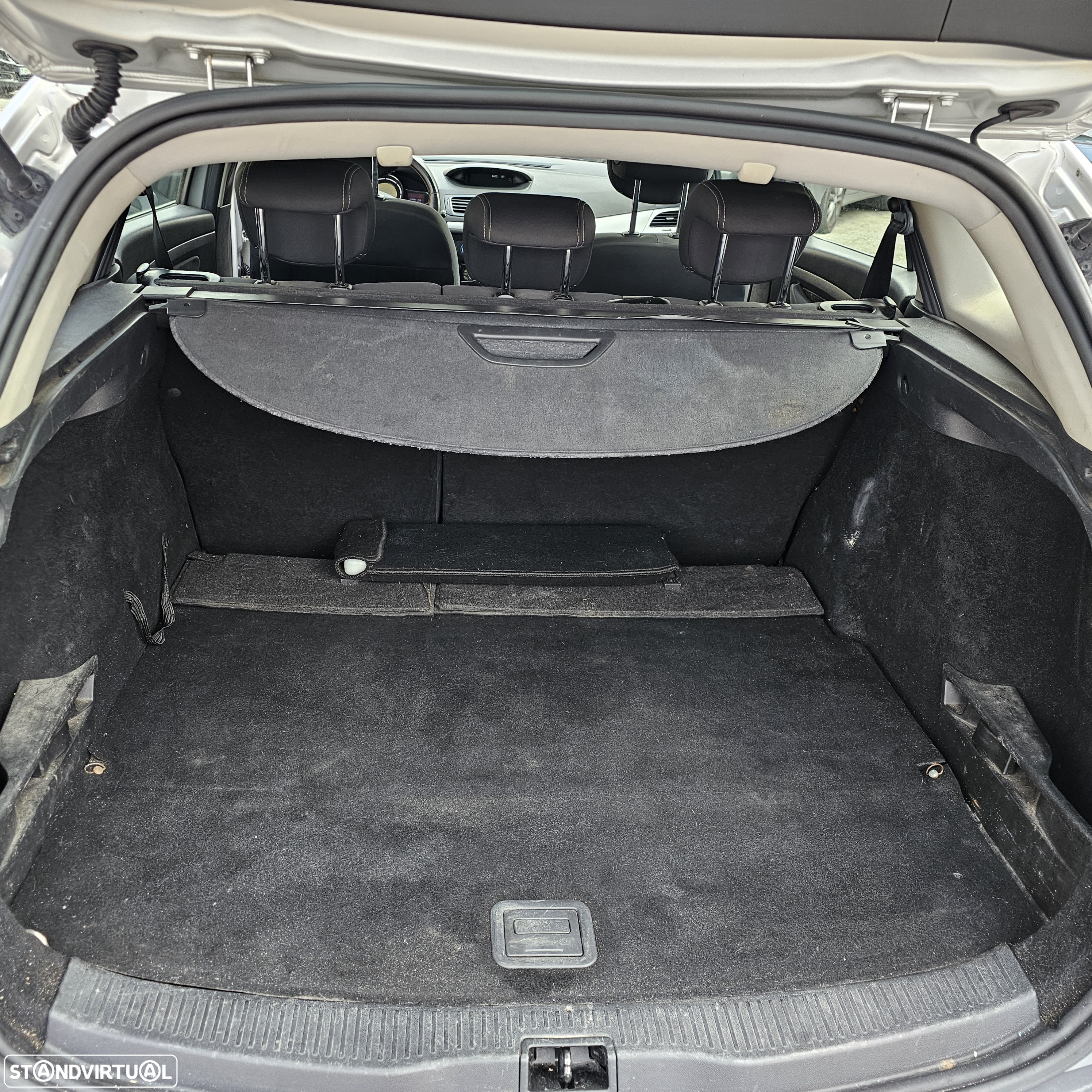Renault Mégane Break 1.5 dCi Confort - 10