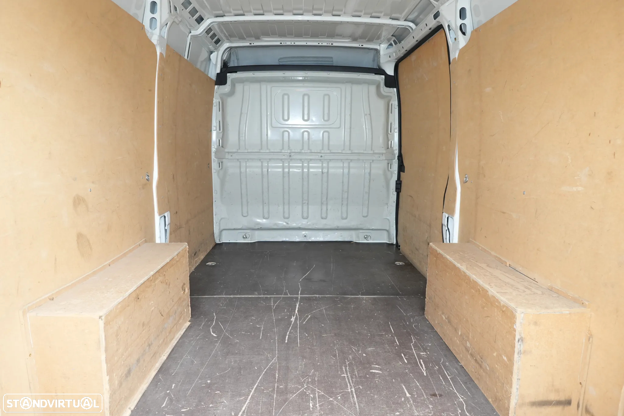 Citroën Jumper L2H2 2.0BlueHDI 130cv - 6