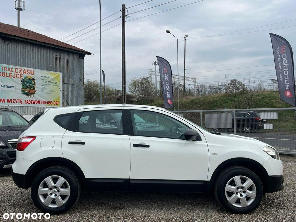 Nissan Qashqai 1.6 visia - 30