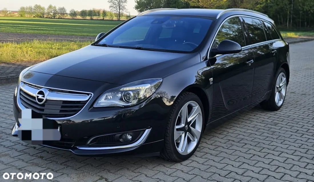 Opel Insignia 2.0 Bi Turbo CDTI 4x4 Country Tourer - 1