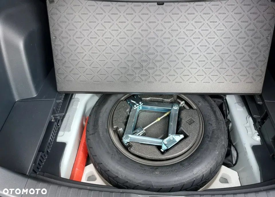 Toyota RAV4 - 8
