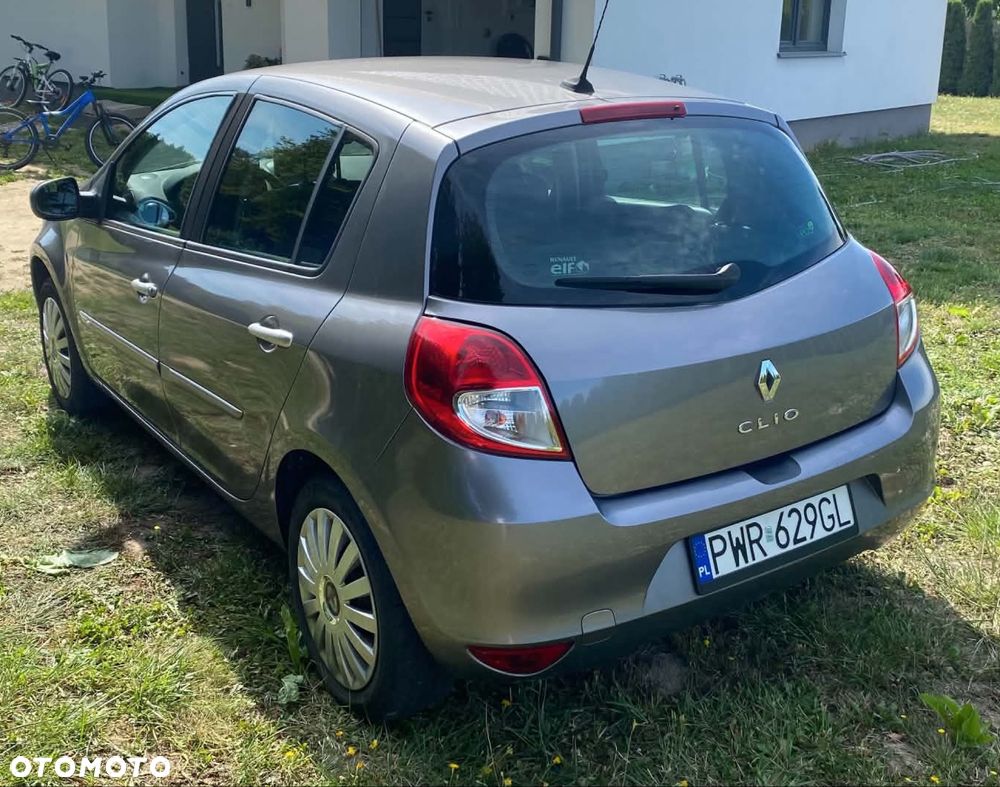 Renault Clio - 5