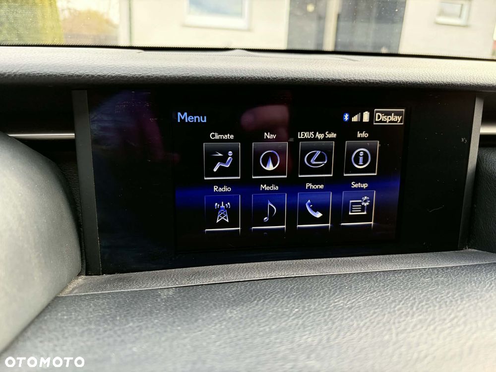 Lexus RC - 30
