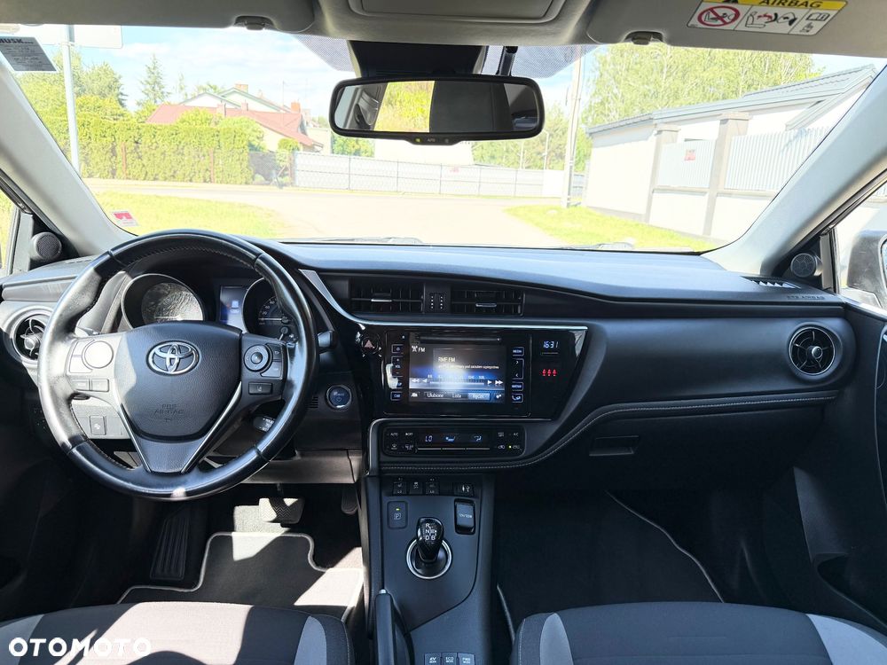 Toyota Auris - 6