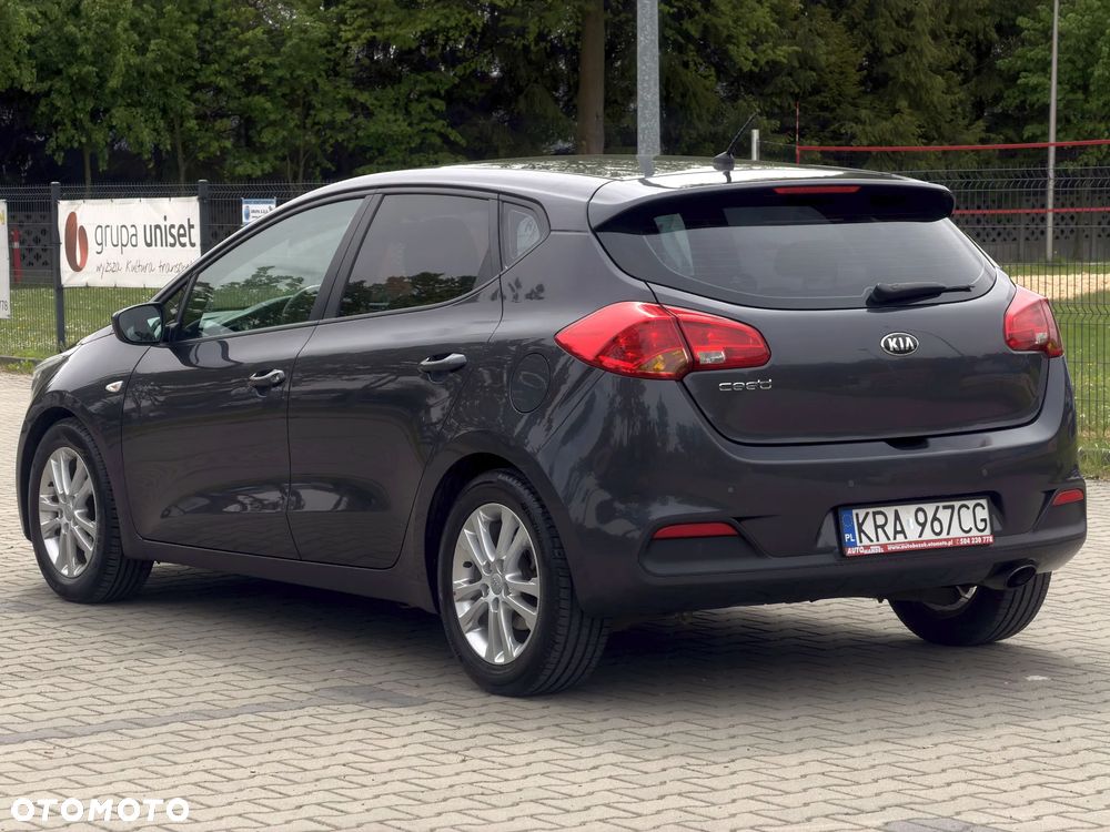 Kia Ceed 1.4 CVVT Attract plus - 6