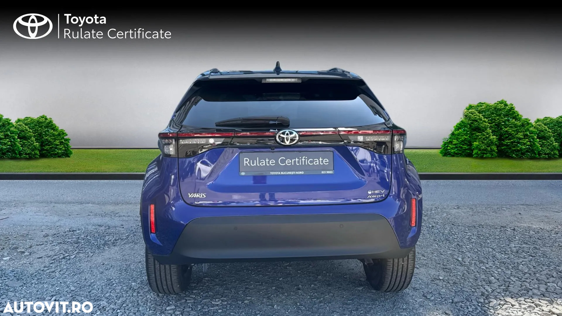 Toyota Yaris Cross 1.5 VVT-i HSD 4x4 Dynamic - 2