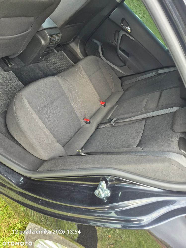 Opel Insignia - 16