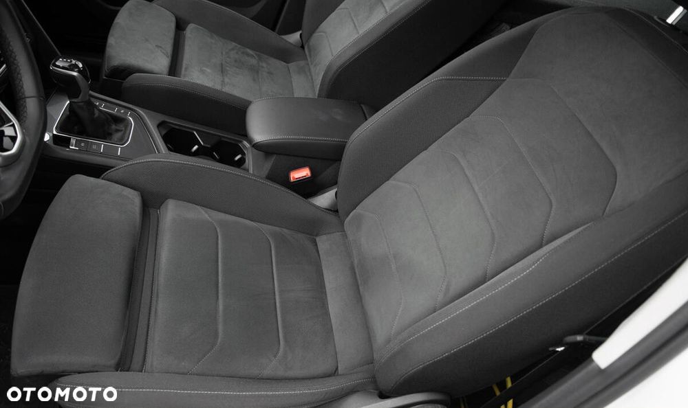 Volkswagen Tiguan - 9