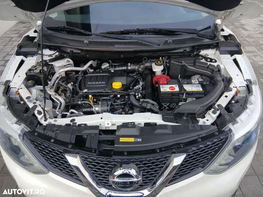 Nissan Qashqai 1.6 DCI ALL-MODE 4x4i N-Connecta - 16