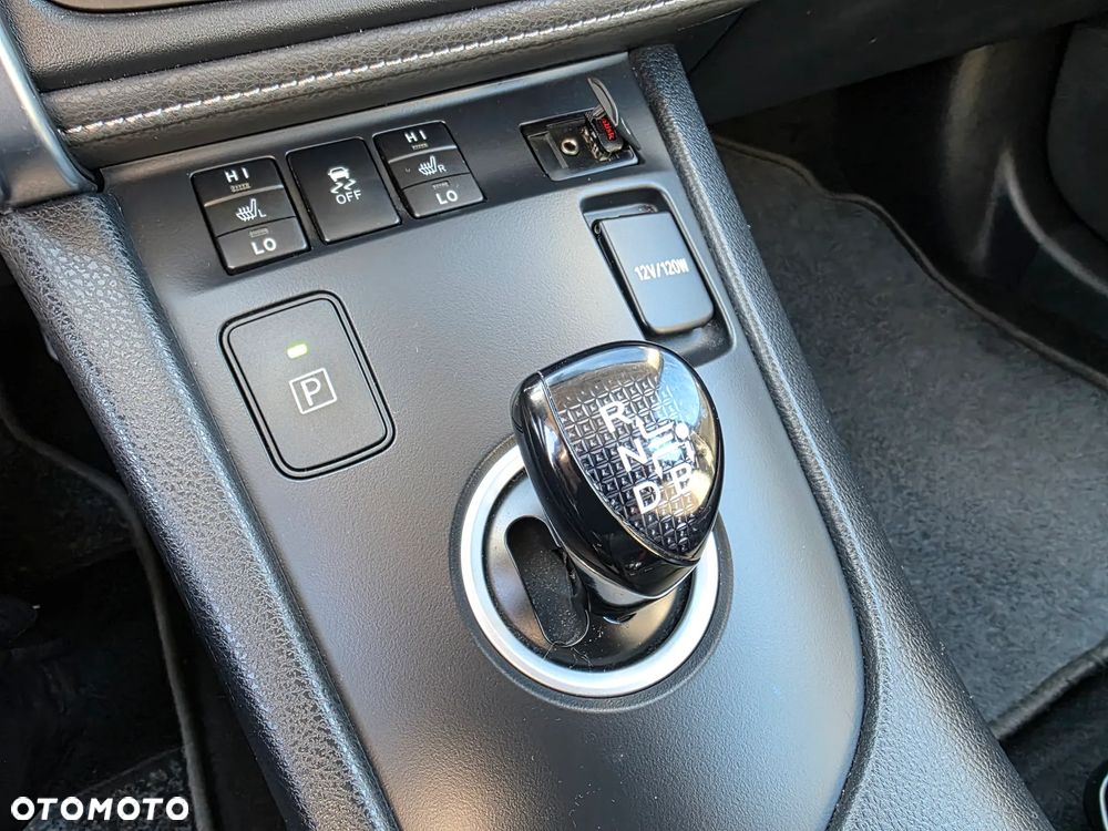 Toyota Auris 1.8 VVT-i Automatik Edition-S - 9