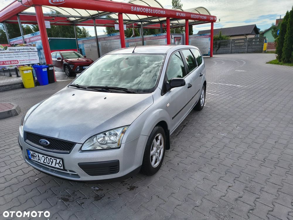 Ford Focus 1.6 Trend - 11