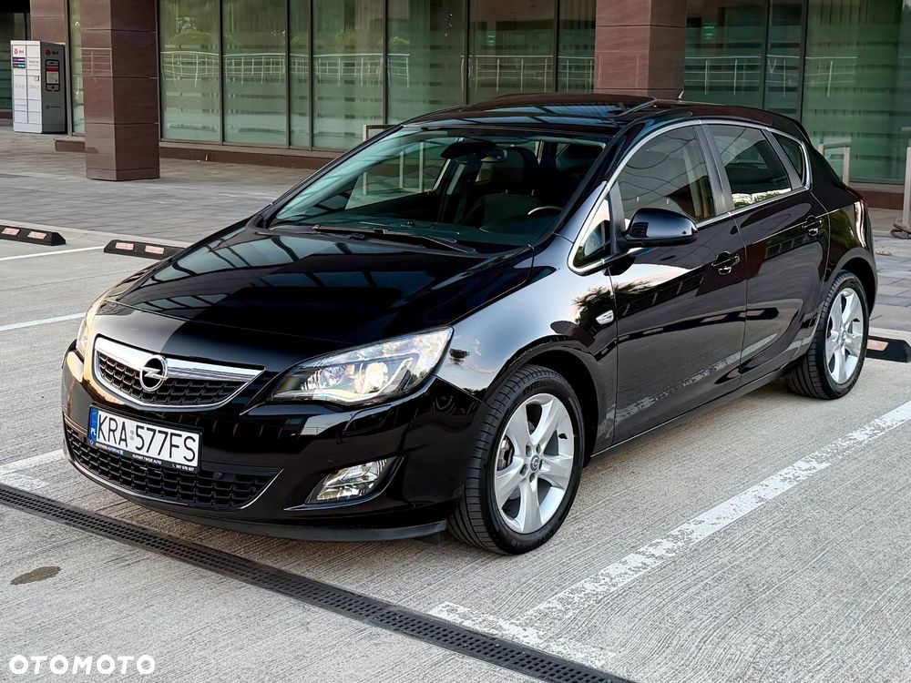 Opel Astra 1.4 T Sport - 2