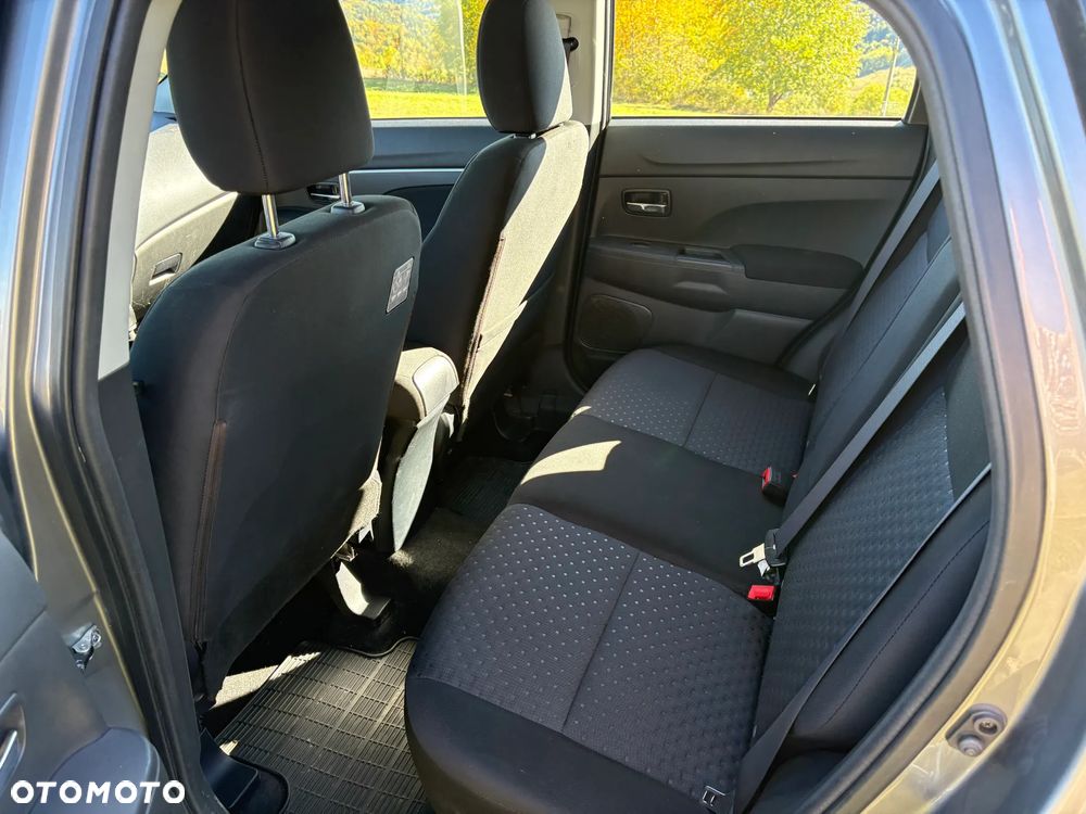 Mitsubishi ASX 1.8 DID Invite 4WD AS&G - 12