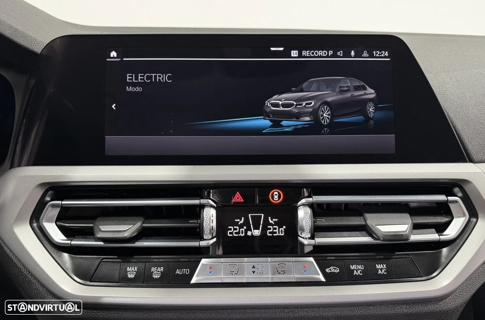 BMW 330 e Corporate Edition Auto - 32