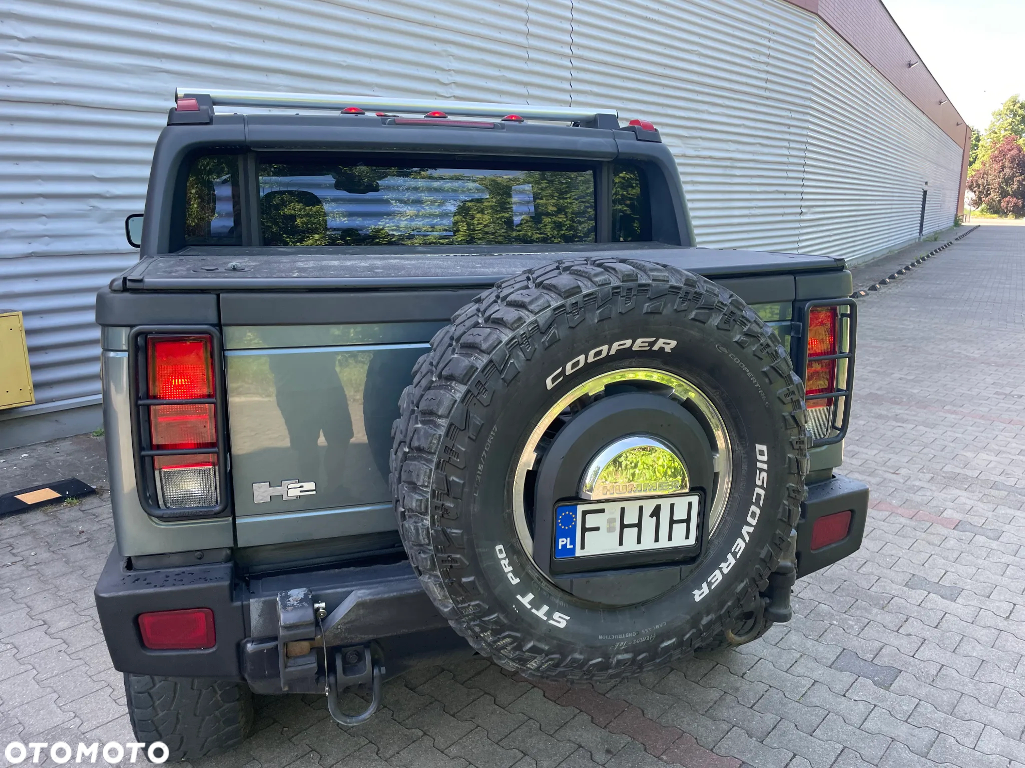 Hummer H2 6.0 V8 - 15