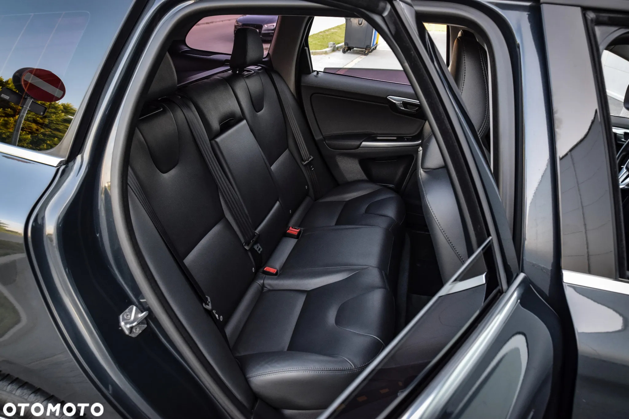 Volvo XC 60 D4 Geartronic Summum - 24