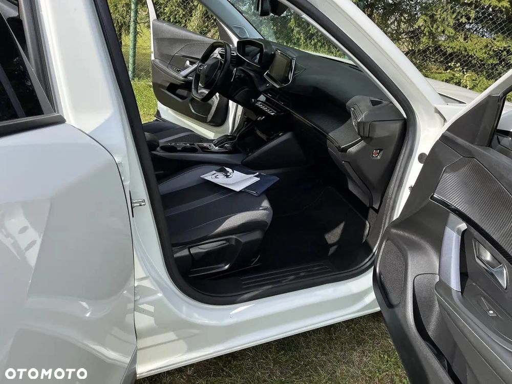 Peugeot 2008 - 7
