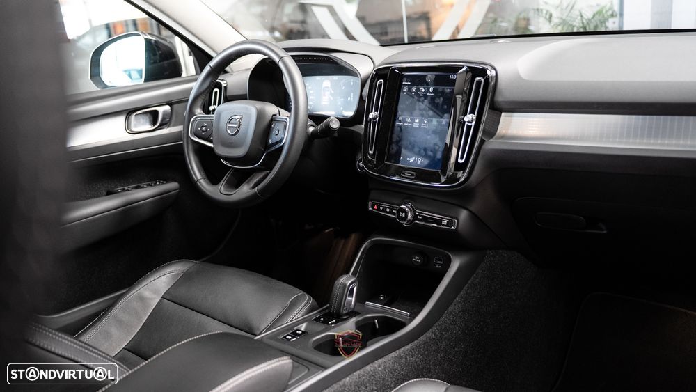 Volvo XC 40 2.0 D3 Momentum Geartronic - 29