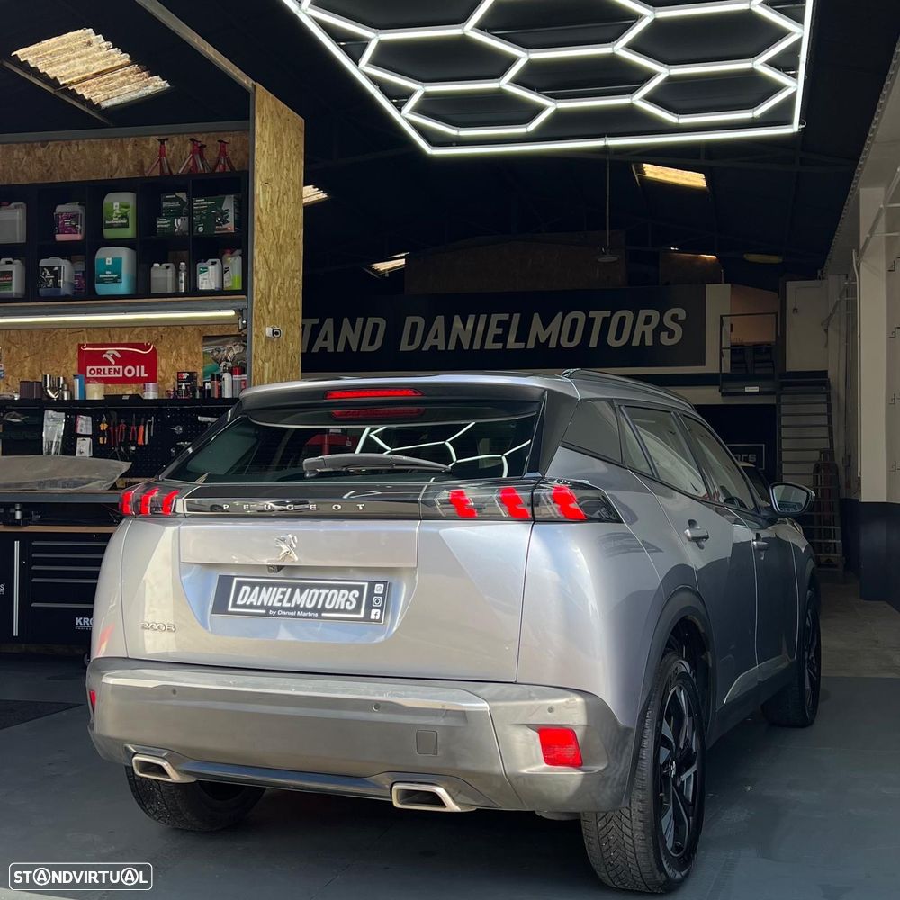 Peugeot 2008 1.2 PureTech Allure - 3
