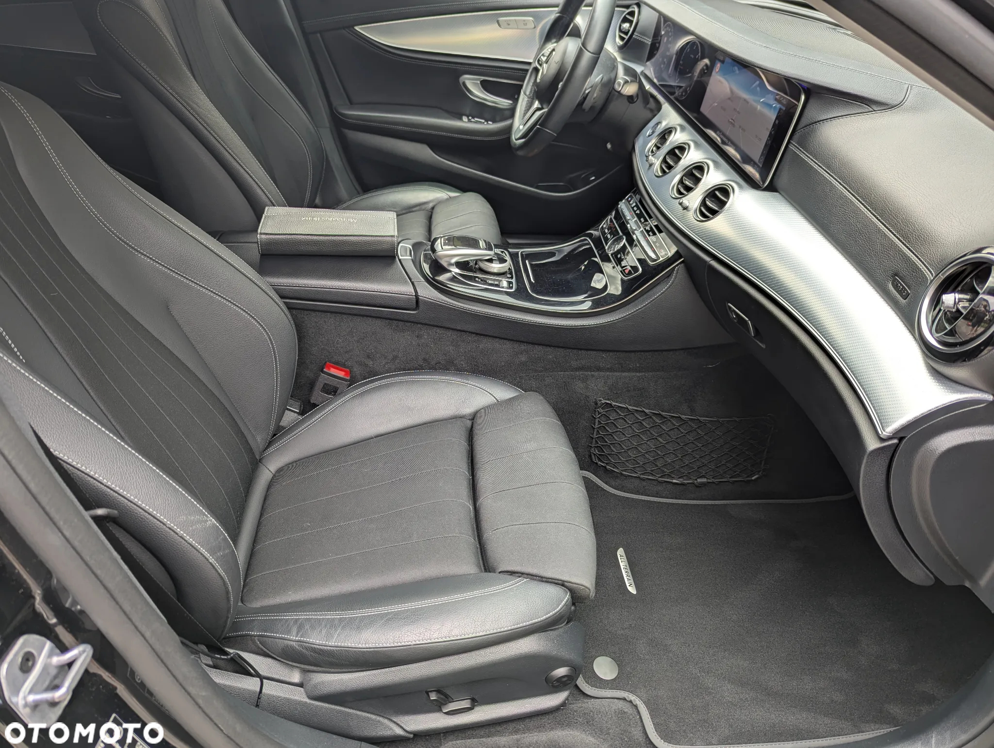 Mercedes-Benz Klasa E 220 d 4-Matic All-Terrain - 14