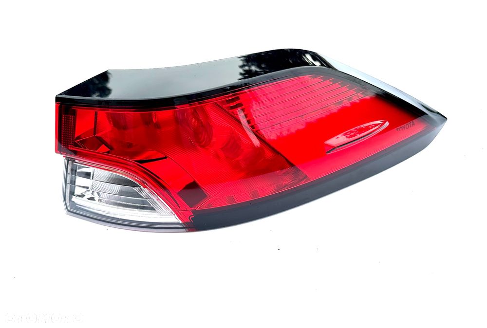 TOYOTA COROLLA CROSS 22 - LAMPA TYŁ tylna lampy błotnik klapa R ORYGINAŁ OE - 4