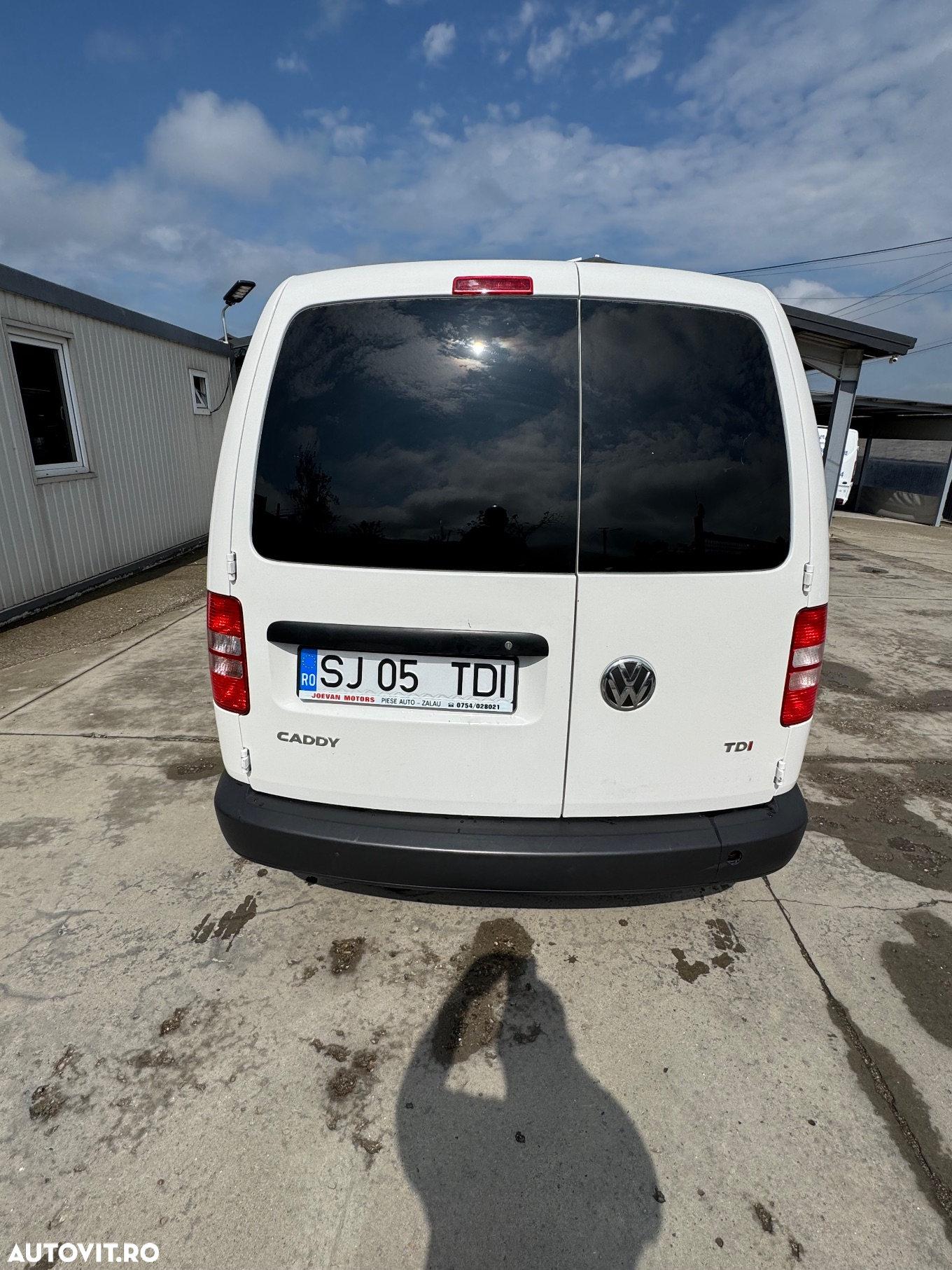 Volkswagen Caddy - 6