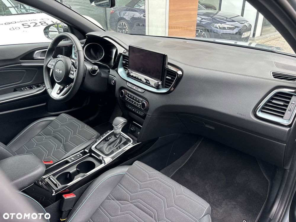 Kia XCeed 1.6 T-GDI Tribute DCT - 14