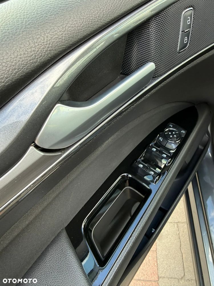 Ford Mondeo 2.0 Hybrid Titanium - 5