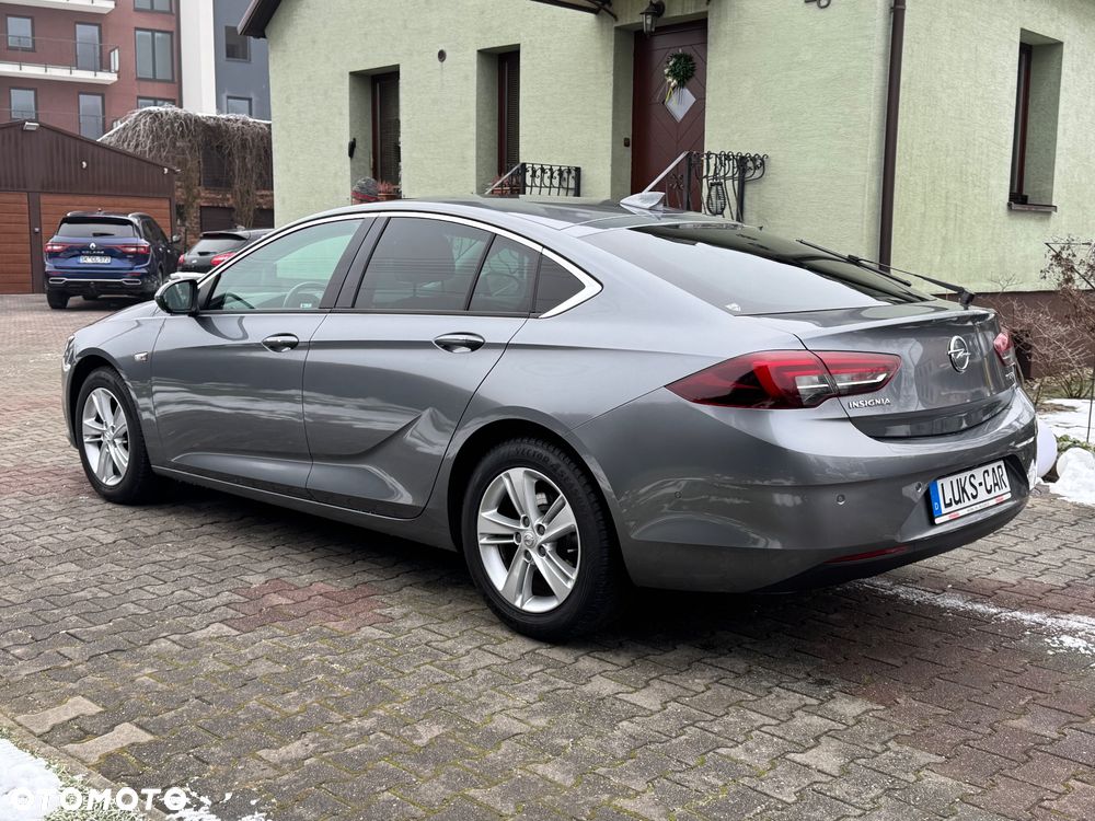 Opel Insignia - 38