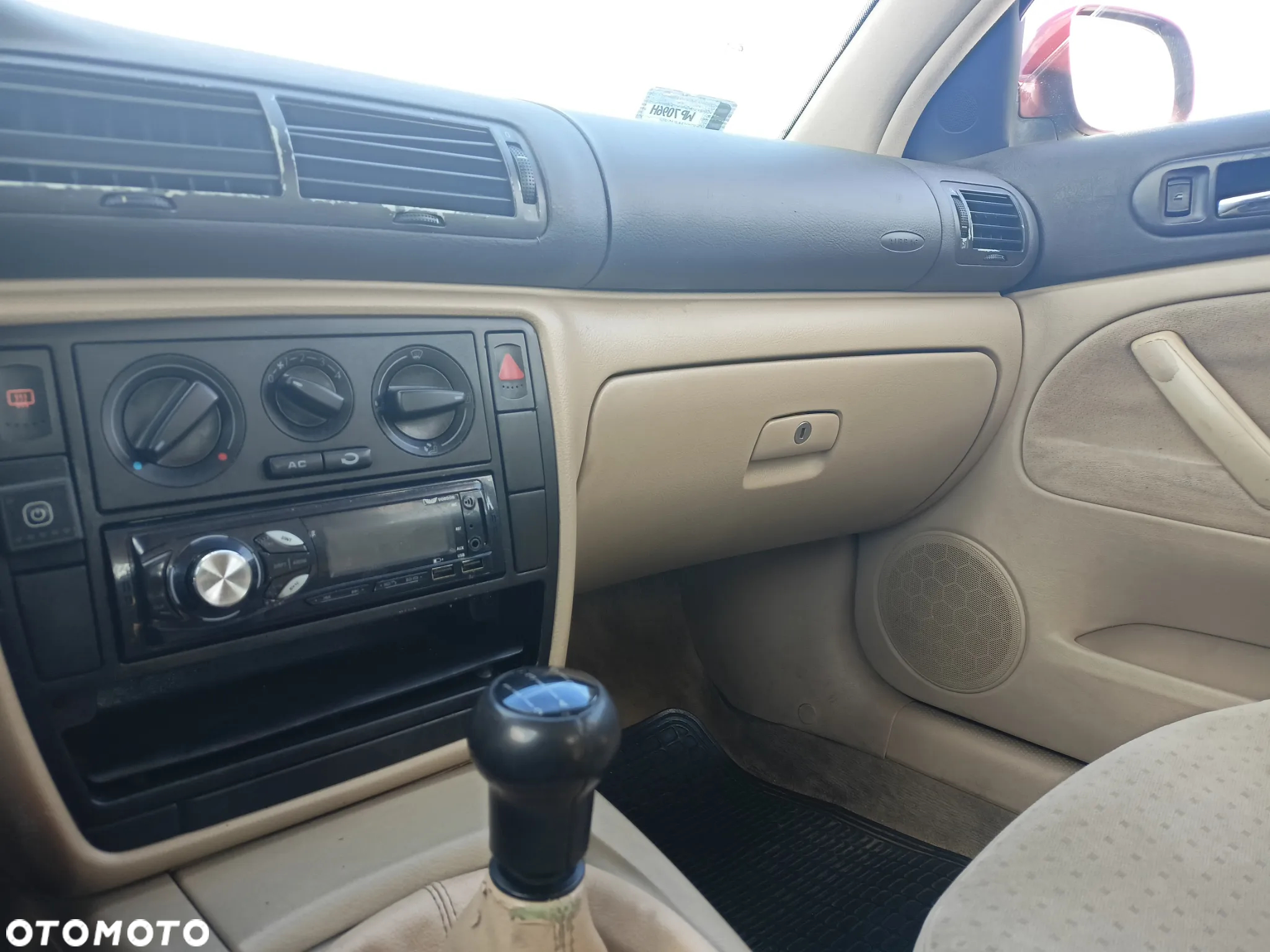 Volkswagen Passat 1.8 - 11