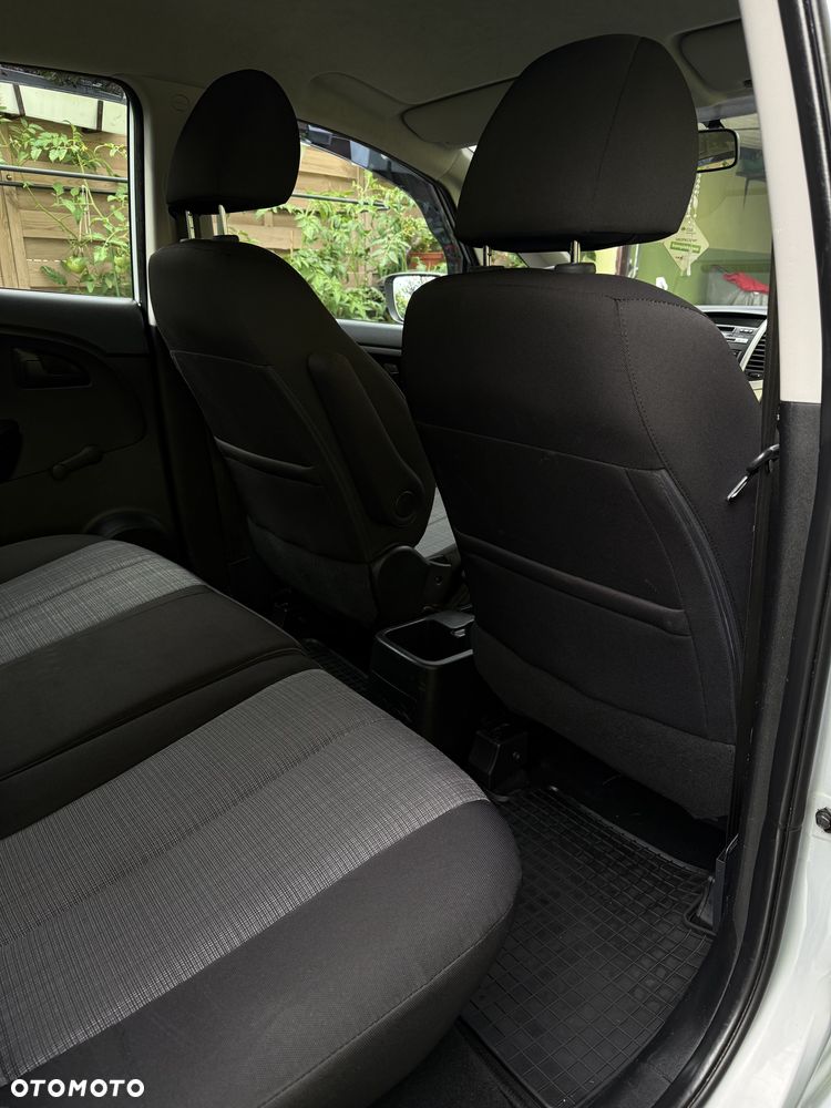 Kia Venga 1.4 CVVT Vision - 13