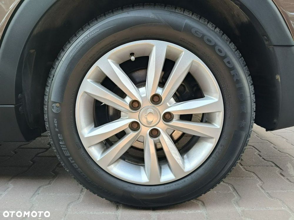 SsangYong/KGM XLV - 8