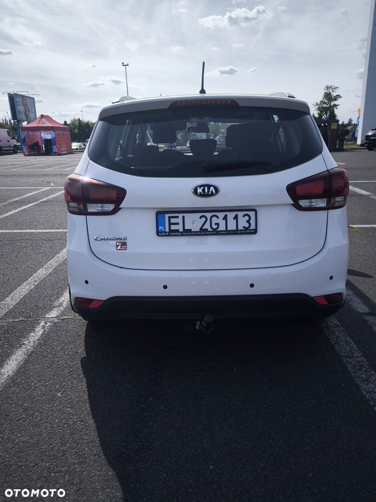 Kia Carens 1.6 GDI M - 8
