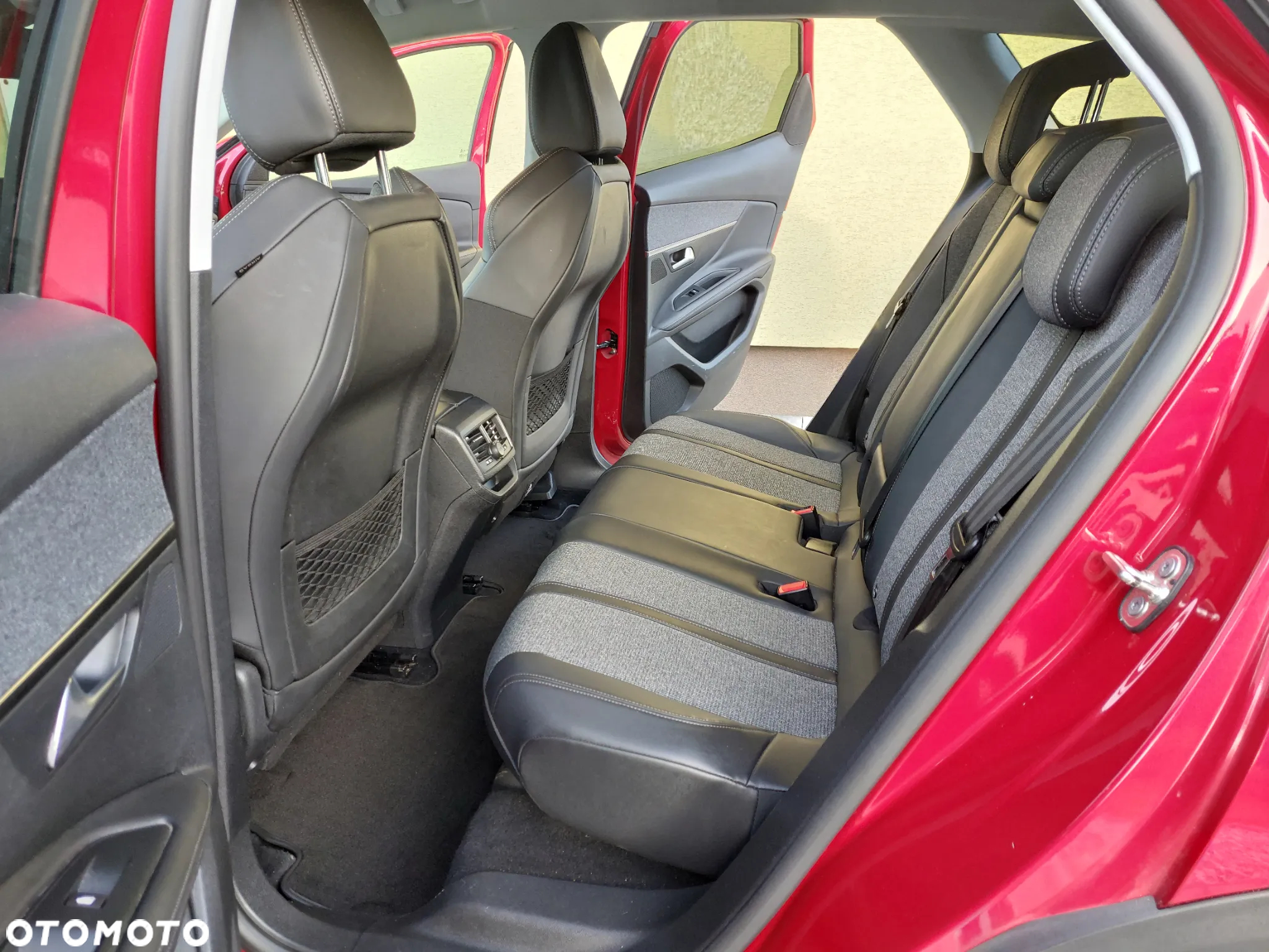 Peugeot 3008 PureTech 130 Stop & Start Allure - 16