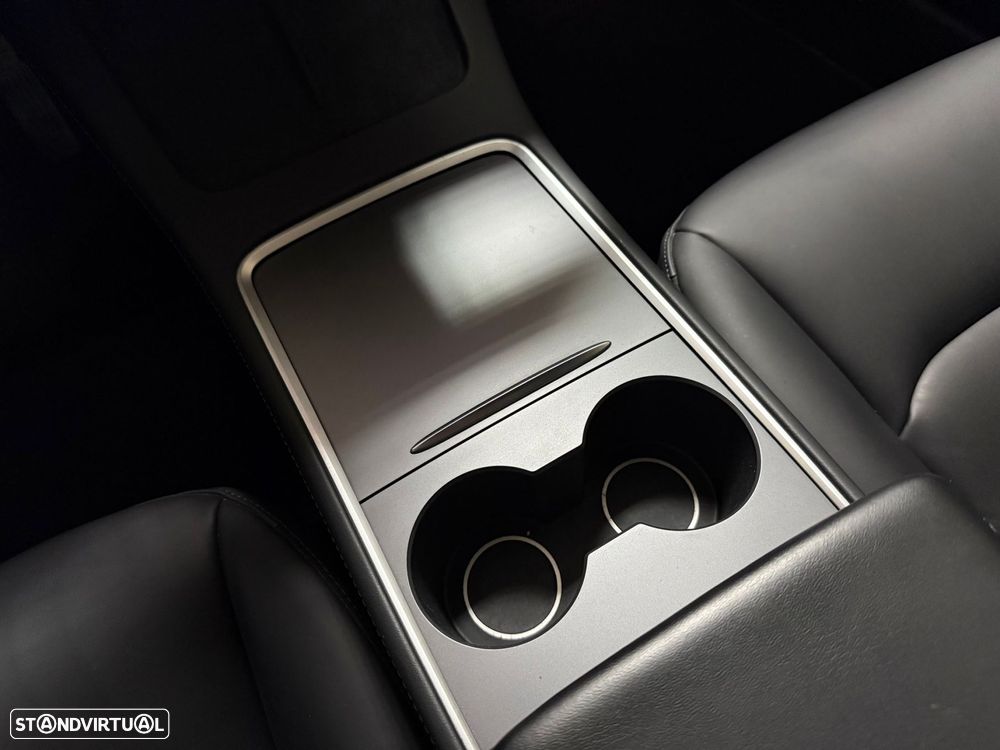 Tesla Model 3 Long Range Tração Integral - 28