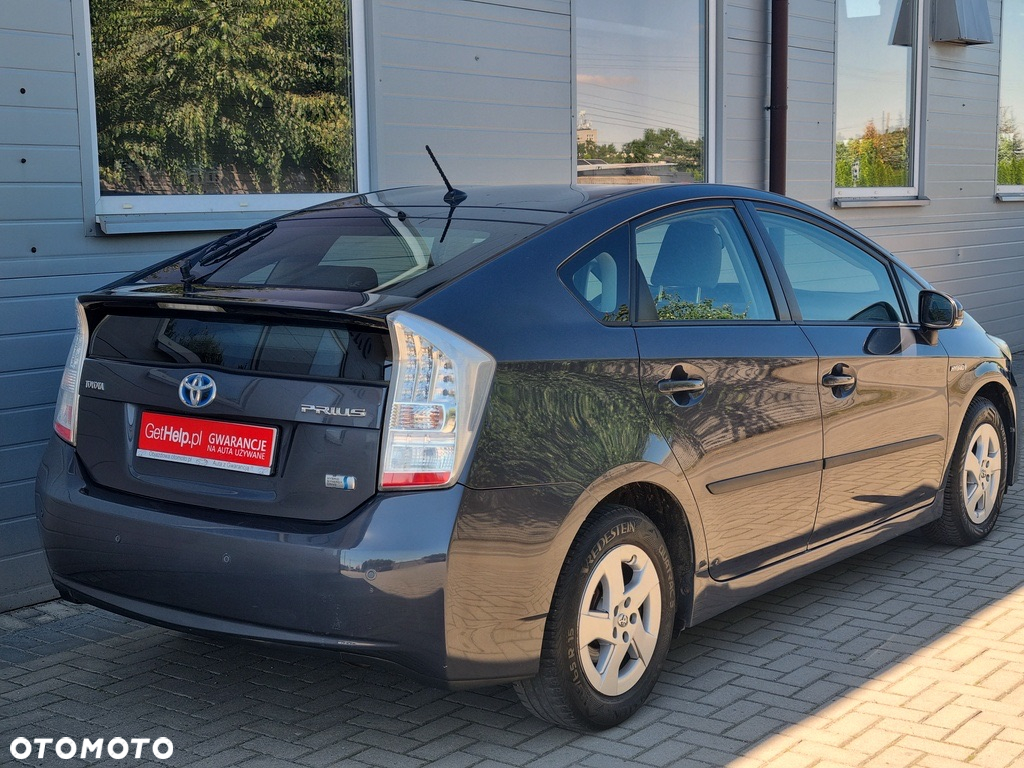 Toyota Prius 1.8 HSD Luna - 11