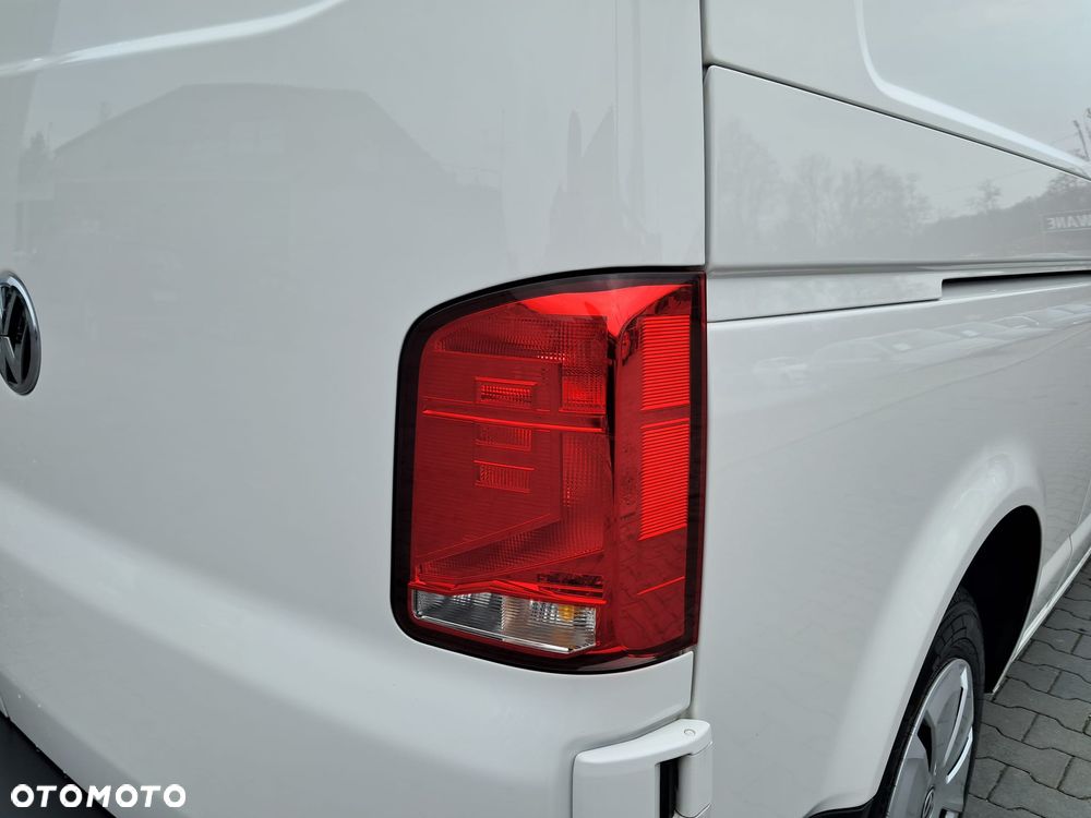 Volkswagen Transporter - 16
