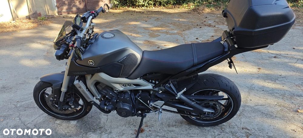 Yamaha MT - 9
