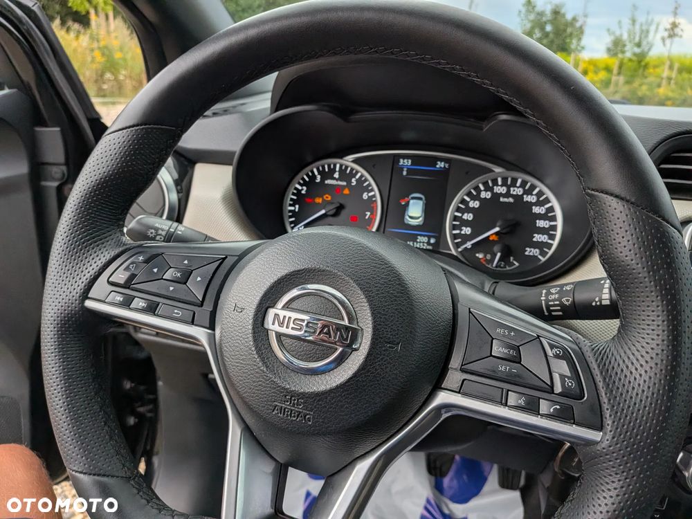 Nissan Micra 1.0 Visia+ - 32
