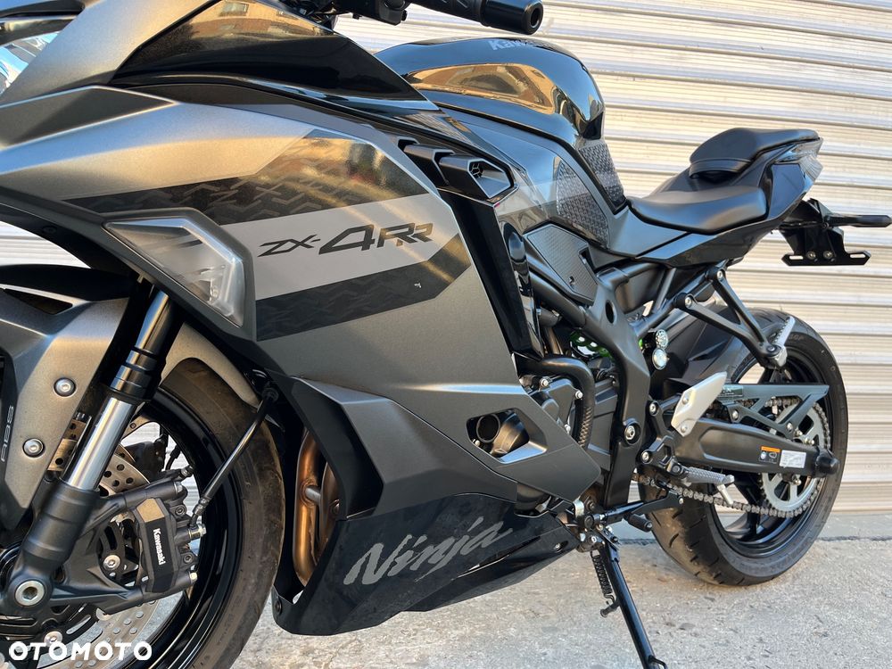 Kawasaki Ninja 400 - 29