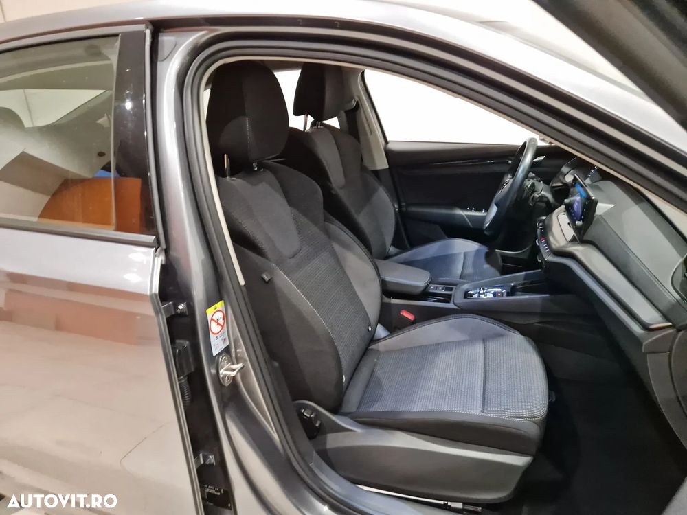 Skoda Octavia 2.0 TDI DSG Ambition - 13