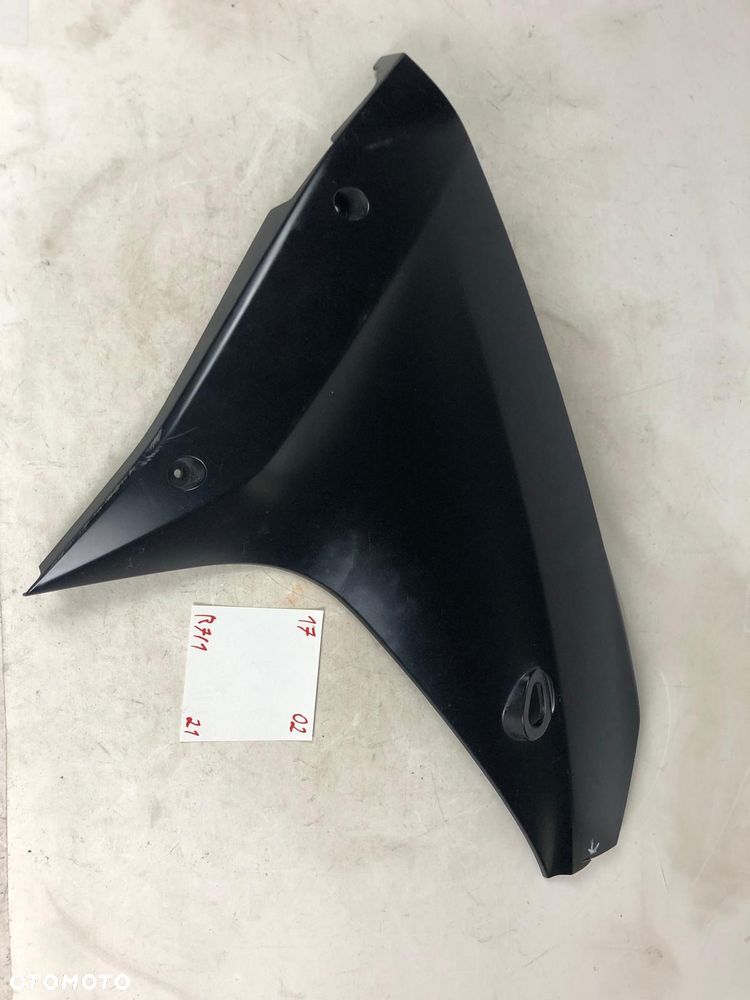 Yamaha YZF R 125 19-22 Prawy Bok Osłona Owiewka - 1