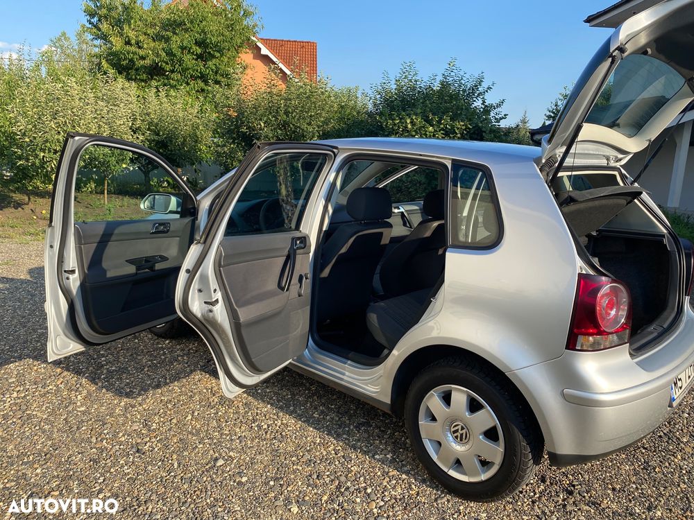 Volkswagen Polo - 10