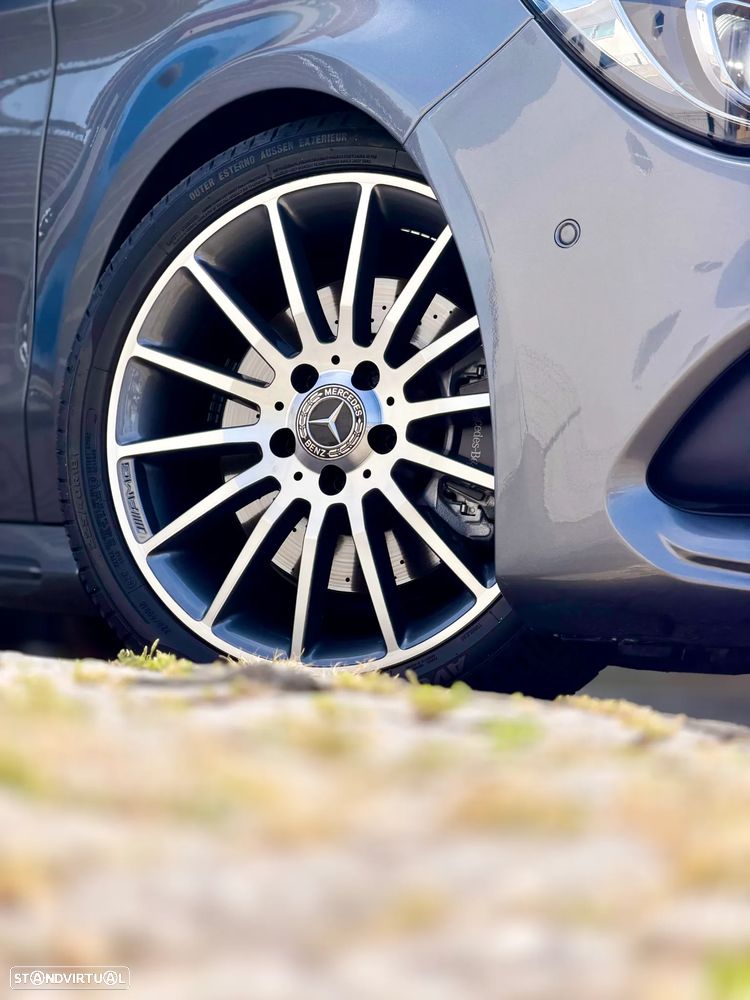 Mercedes-Benz CLA 220 d 7G-DCT AMG Line - 32