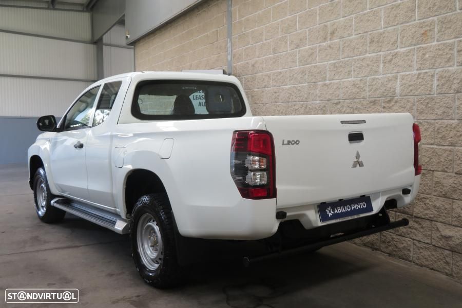 Mitsubishi L200 L200 2.3 DI-D Space Cab Campera 4WD - IVA DEDUTÍVEL - 3