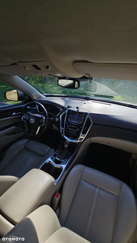 Cadillac SRX 3.6 V6 AWD Sport Luxury - 10