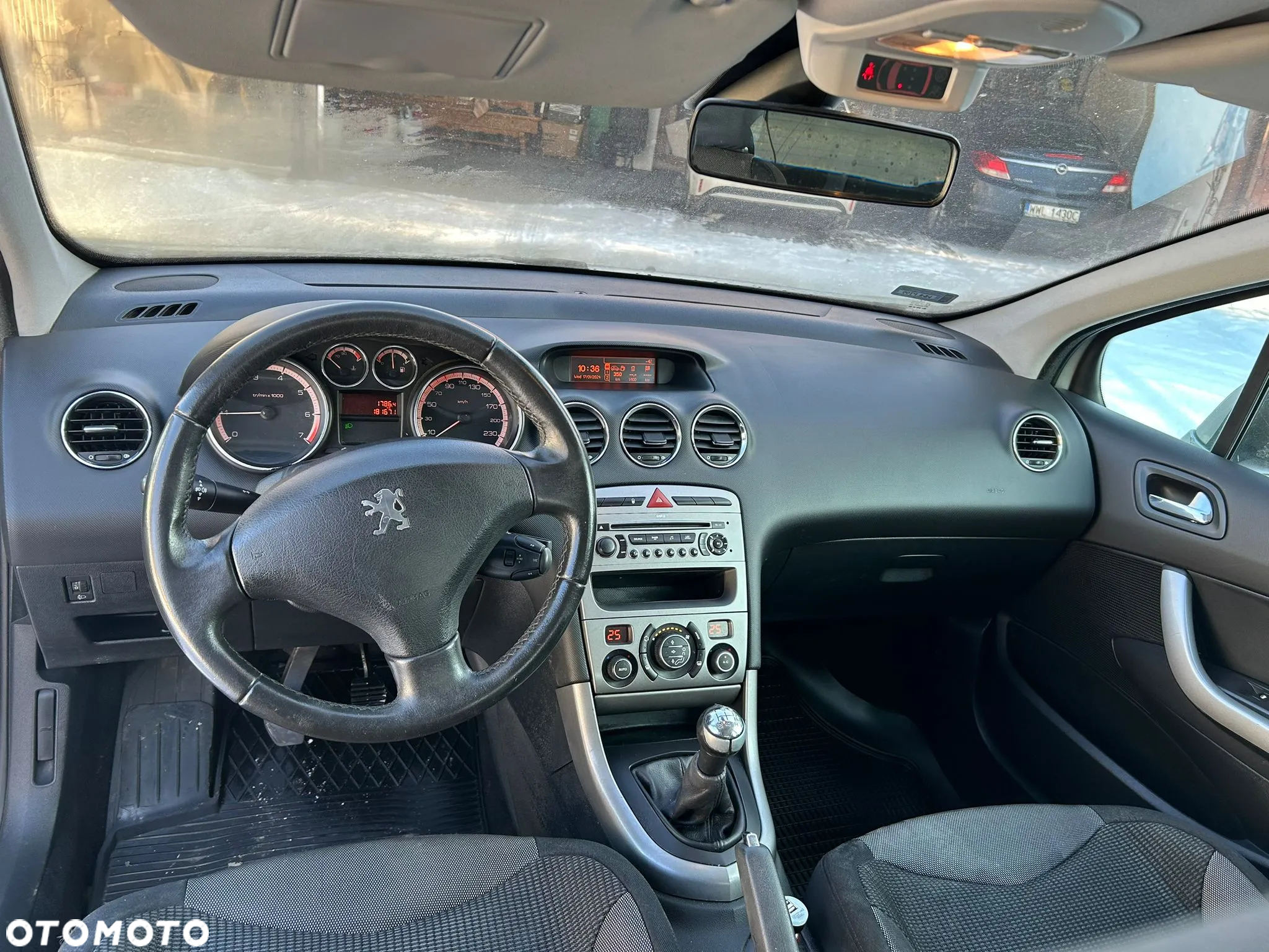 Peugeot 308 1.6 Premium - 10